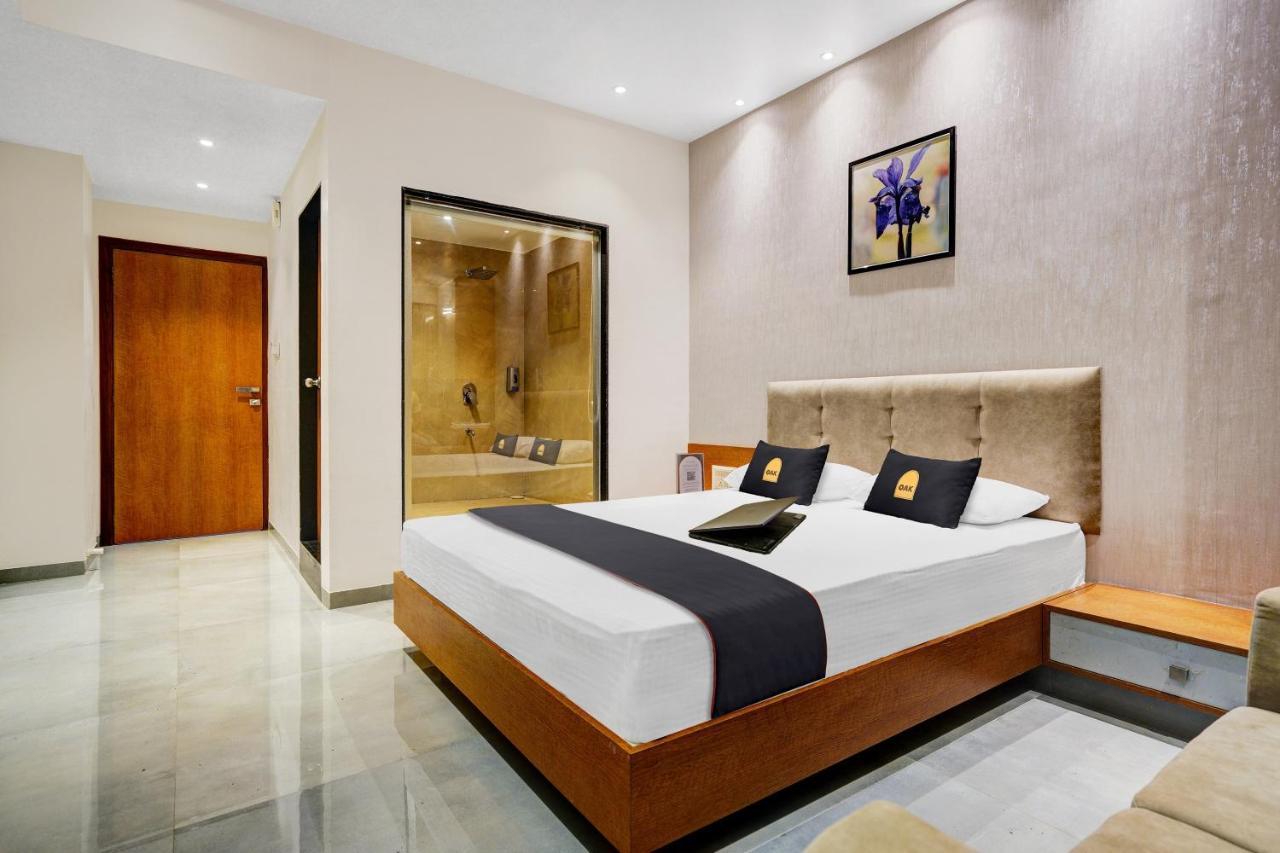Townhouse Oak Hotel Vaibhav Surat Dış mekan fotoğraf